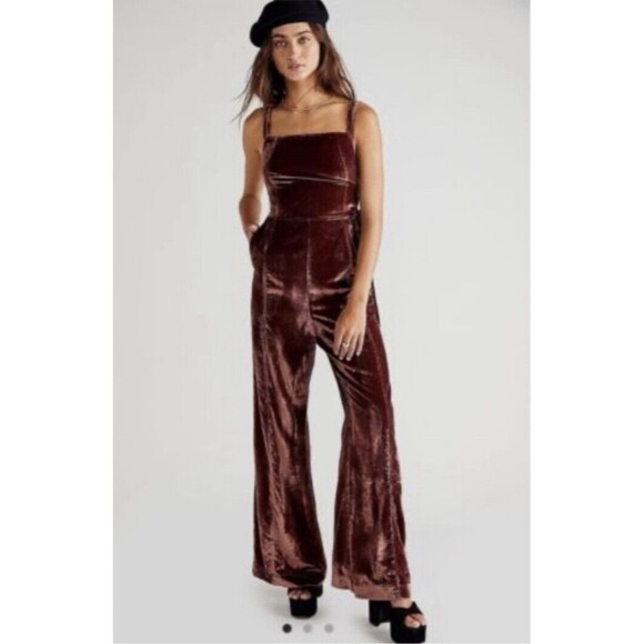 Free People 90’s Forever Overalls Brown Velvet Women's Size XSmall Msrp $168 - Picture 10 of 16